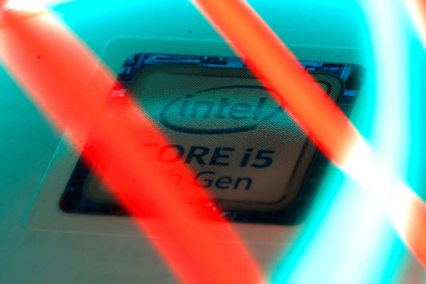 Конвейерная обработка данных впервые была реализована в процессорах intel pentium да нет