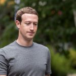 Після відмови Facebook видаляти фейки, вийшов фейк з Цукербергом